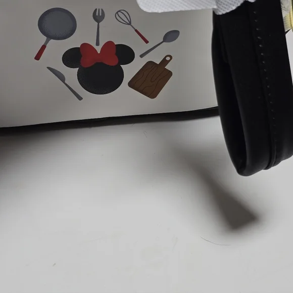 Loungefly Disney Mickey & Minnie Chef Cosplay Mini Backpacks NWT - Picture 5 of 7